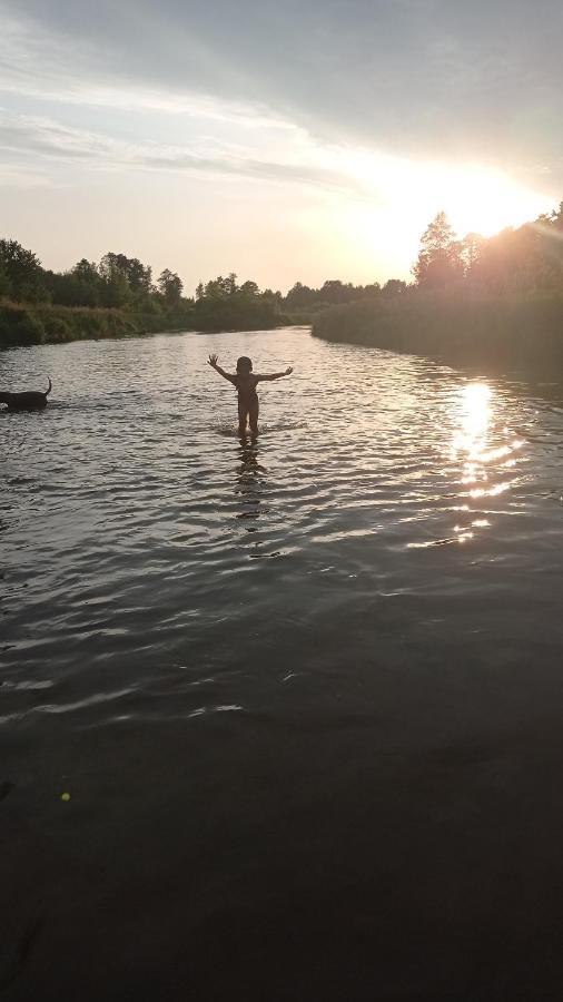 Domek Pod Trzema Kuropatwami Ily Kolo Urli Esterno foto